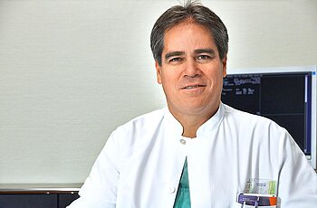 Dr. Boris Cubas